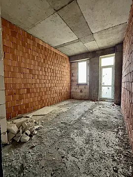 Satılır 3 otaqlı mənzil 95 m²