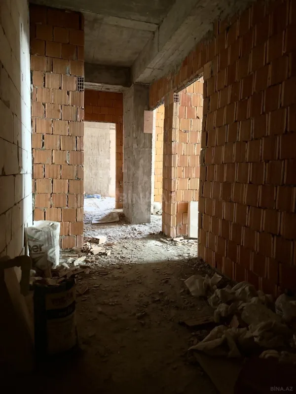 Satılır 3 otaqlı mənzil 95 m²