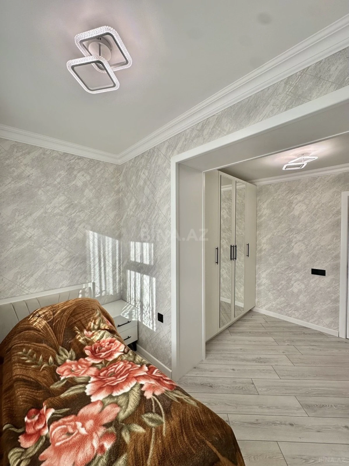 Satılır 3 otaqlı mənzil 62 m²