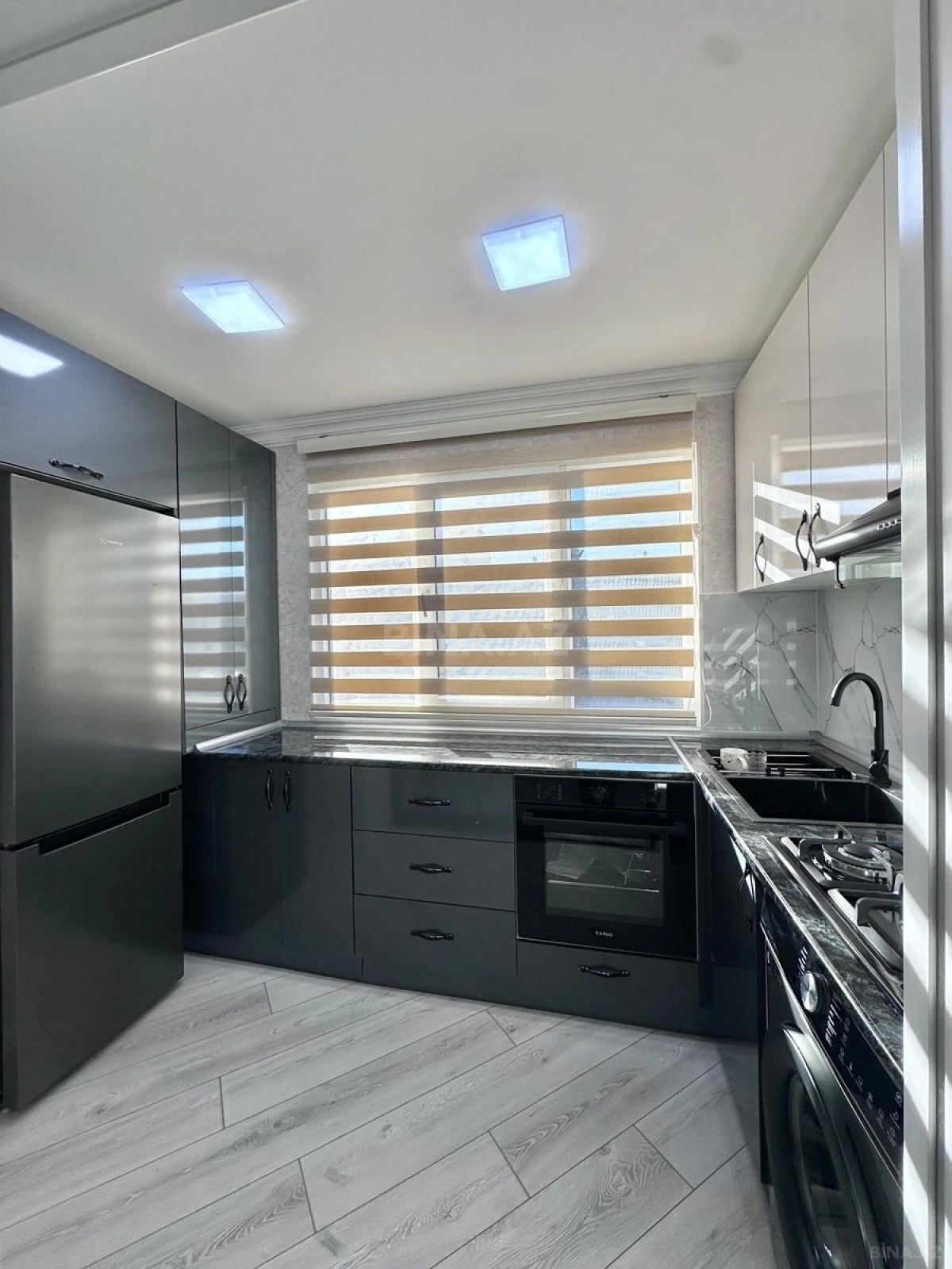 Satılır 3 otaqlı mənzil 62 m²