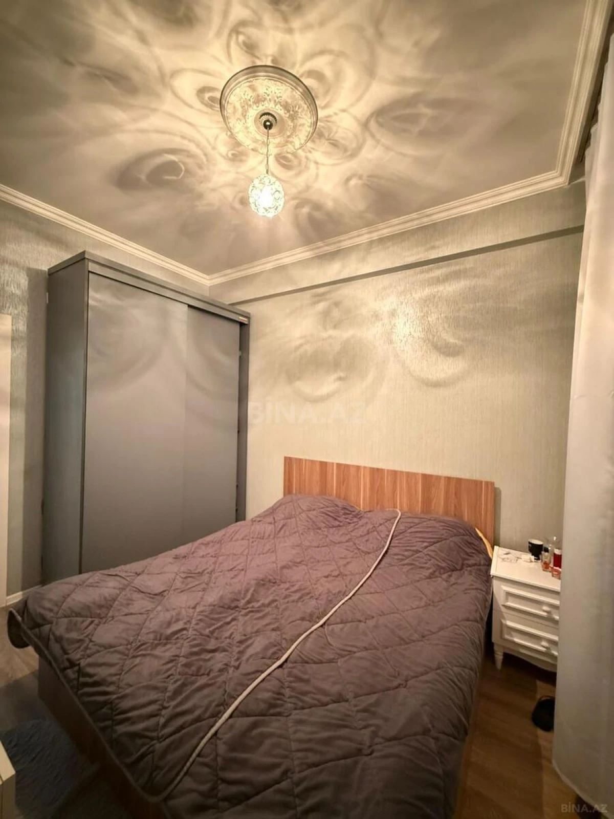 Kirayə verilir 2 otaqlı mənzil 85 m²