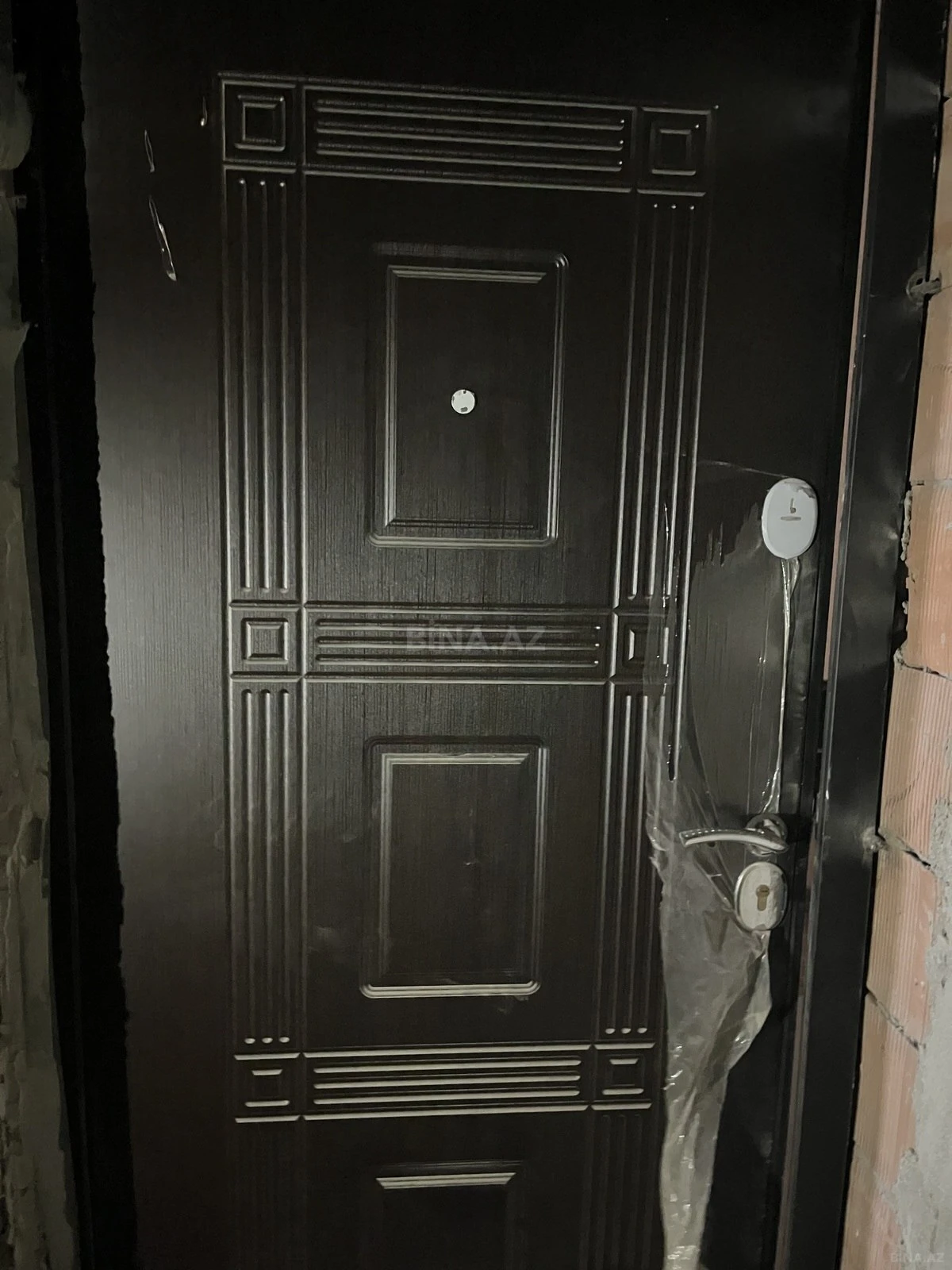 Satılır 2 otaqlı mənzil 79.4 m²