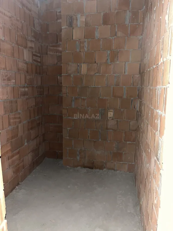 Satılır 2 otaqlı mənzil 79.4 m²