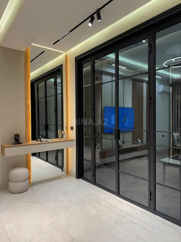 Satılır 2 otaqlı mənzil 86 m²