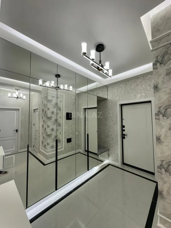 Satılır 3 otaqlı mənzil 87 m²