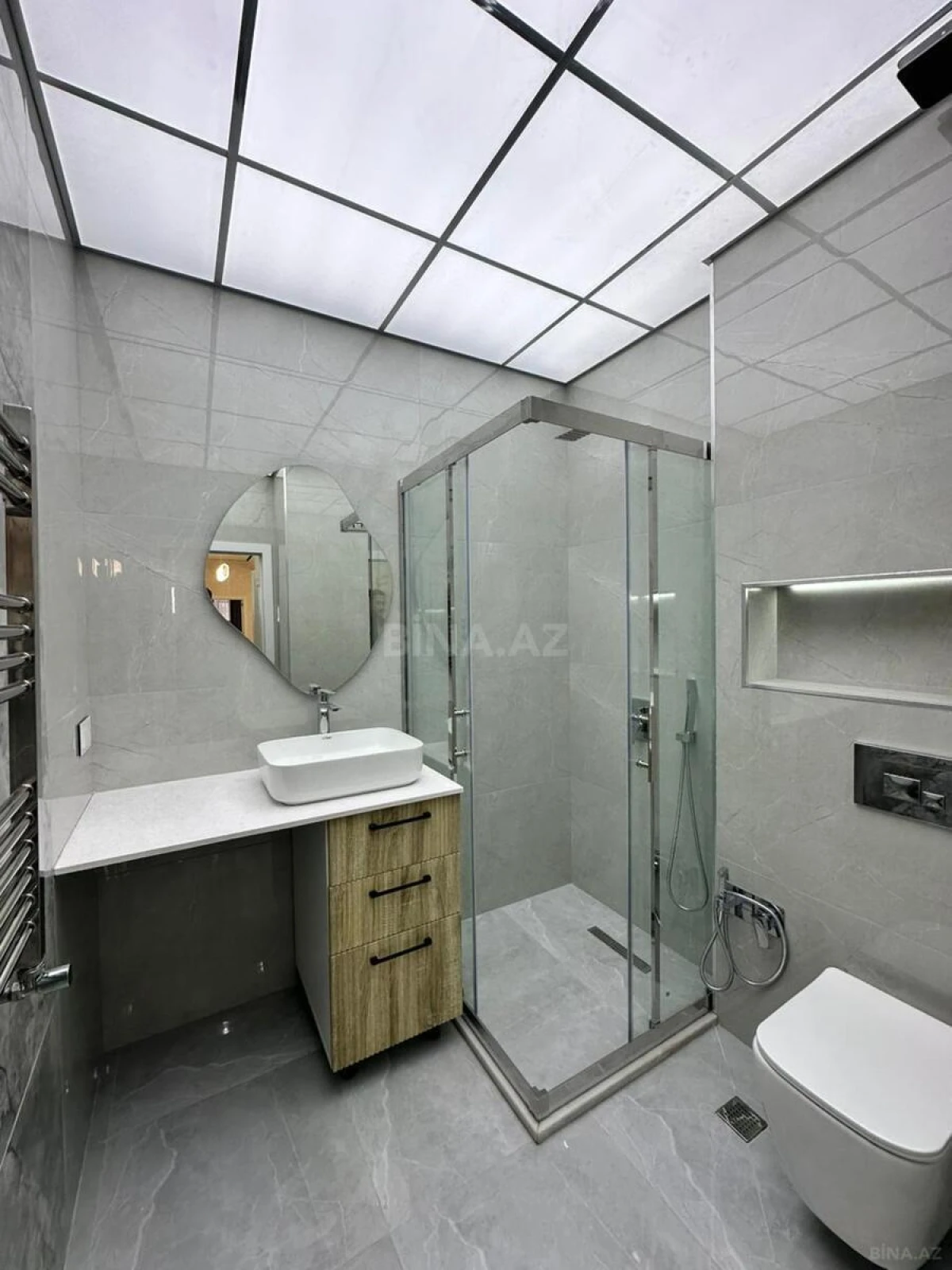 Satılır 3 otaqlı mənzil 119 m²