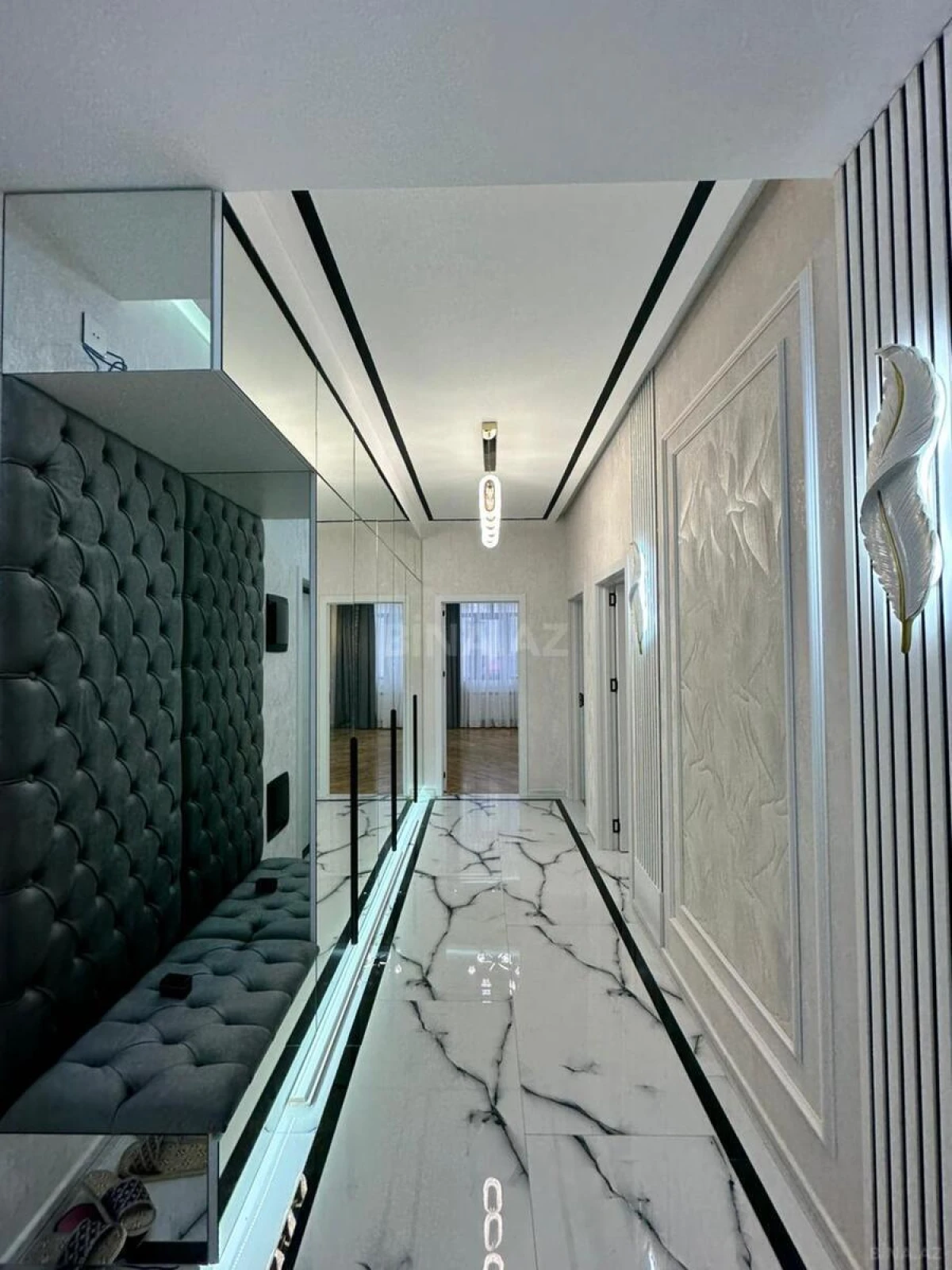 Satılır 3 otaqlı mənzil 119 m²