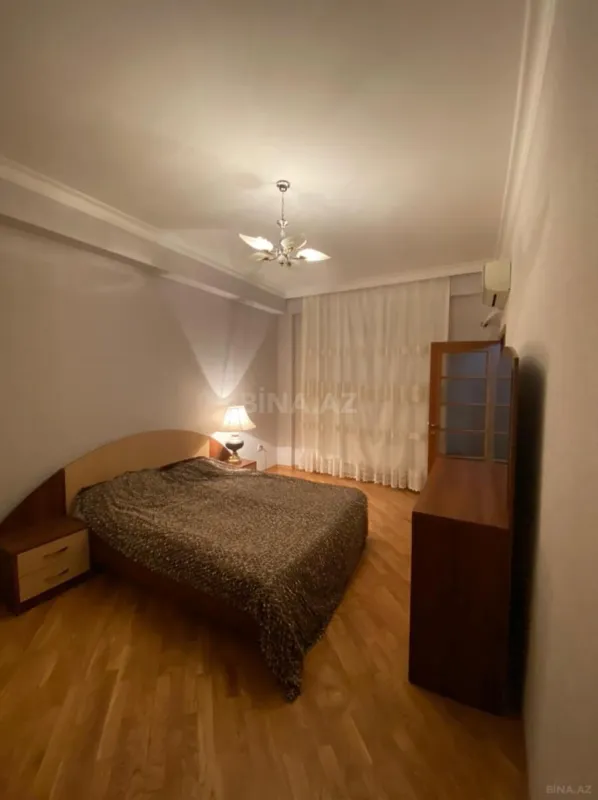 Satılır 3 otaqlı mənzil 70 m²