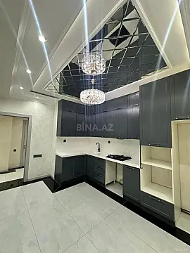 Satılır 4 otaqlı mənzil 136 m²