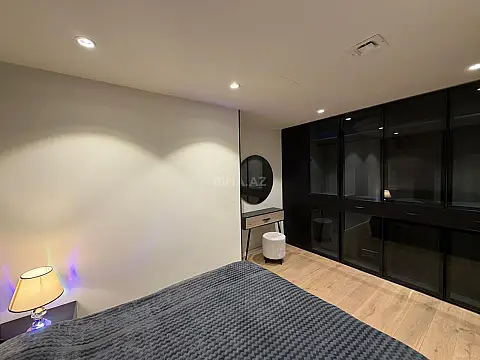 Kirayə verilir 2 otaqlı mənzil 93 m²