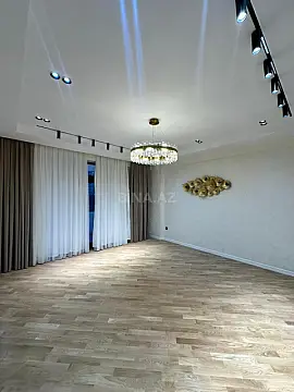 Satılır 3 otaqlı mənzil 120 m²