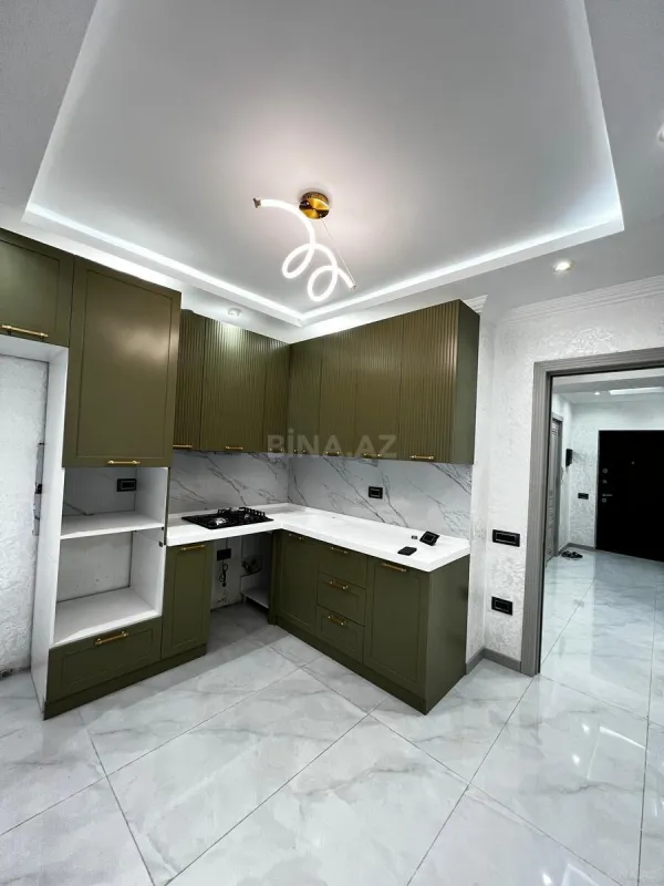 Satılır 3 otaqlı mənzil 107 m²