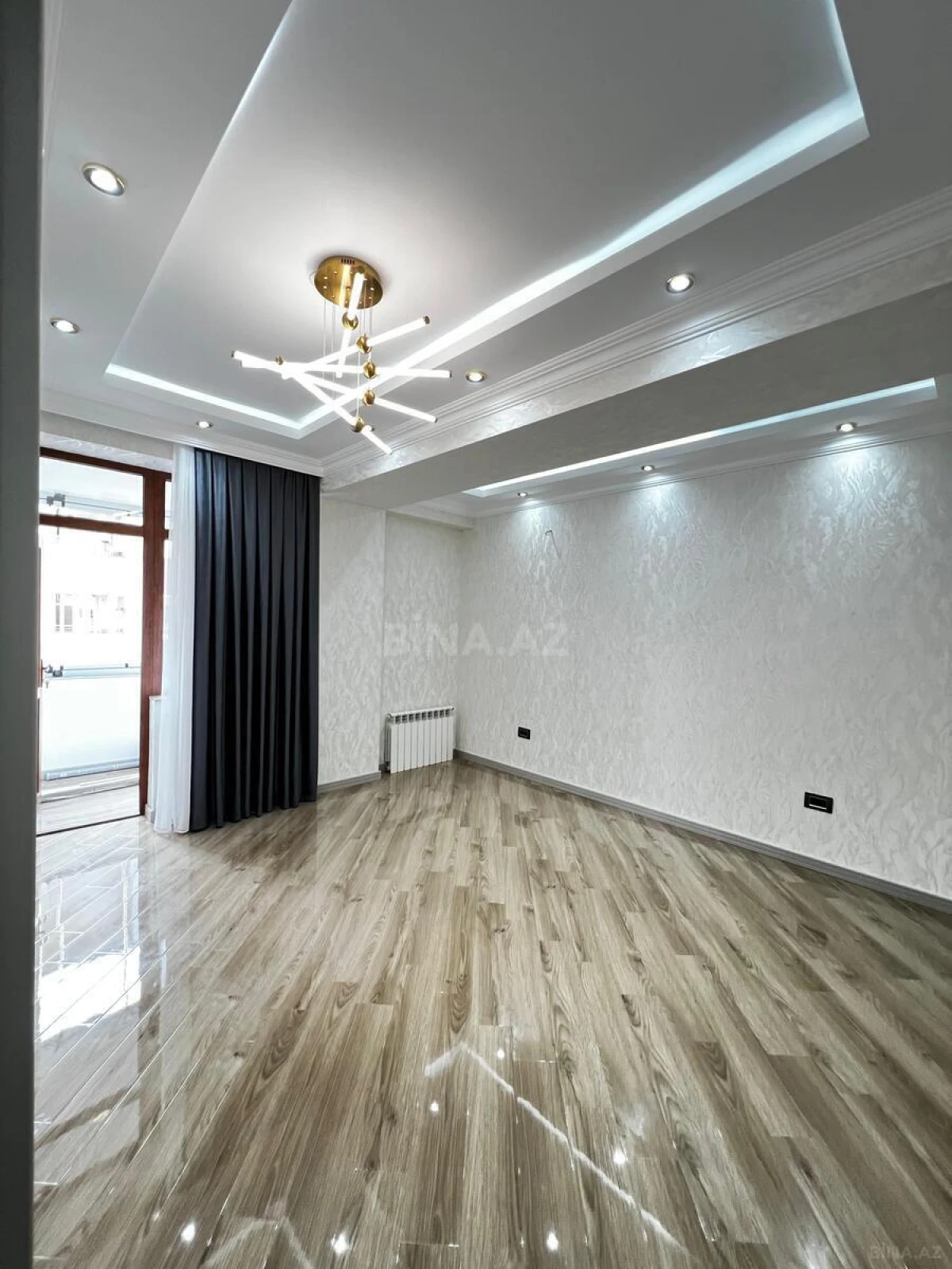 Satılır 3 otaqlı mənzil 107 m²