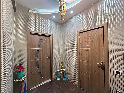 Satılır 2 otaqlı mənzil 87 m²