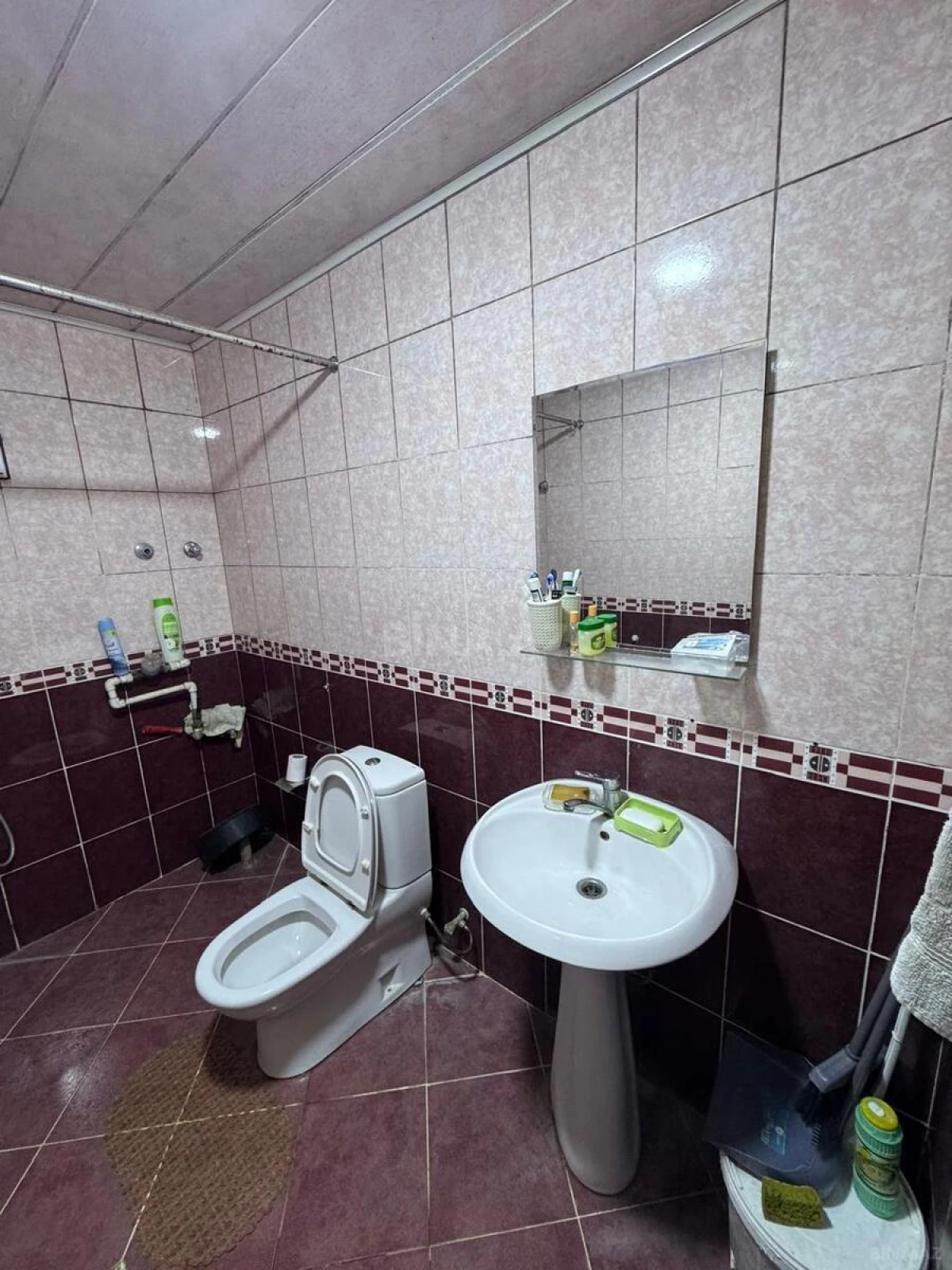 Satılır 2 otaqlı mənzil 68 m²