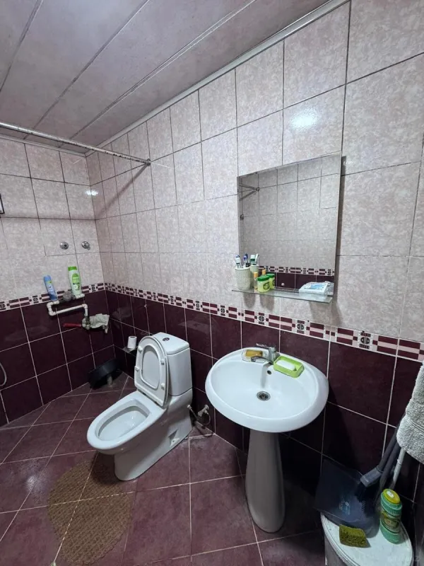 Satılır 2 otaqlı mənzil 68 m²