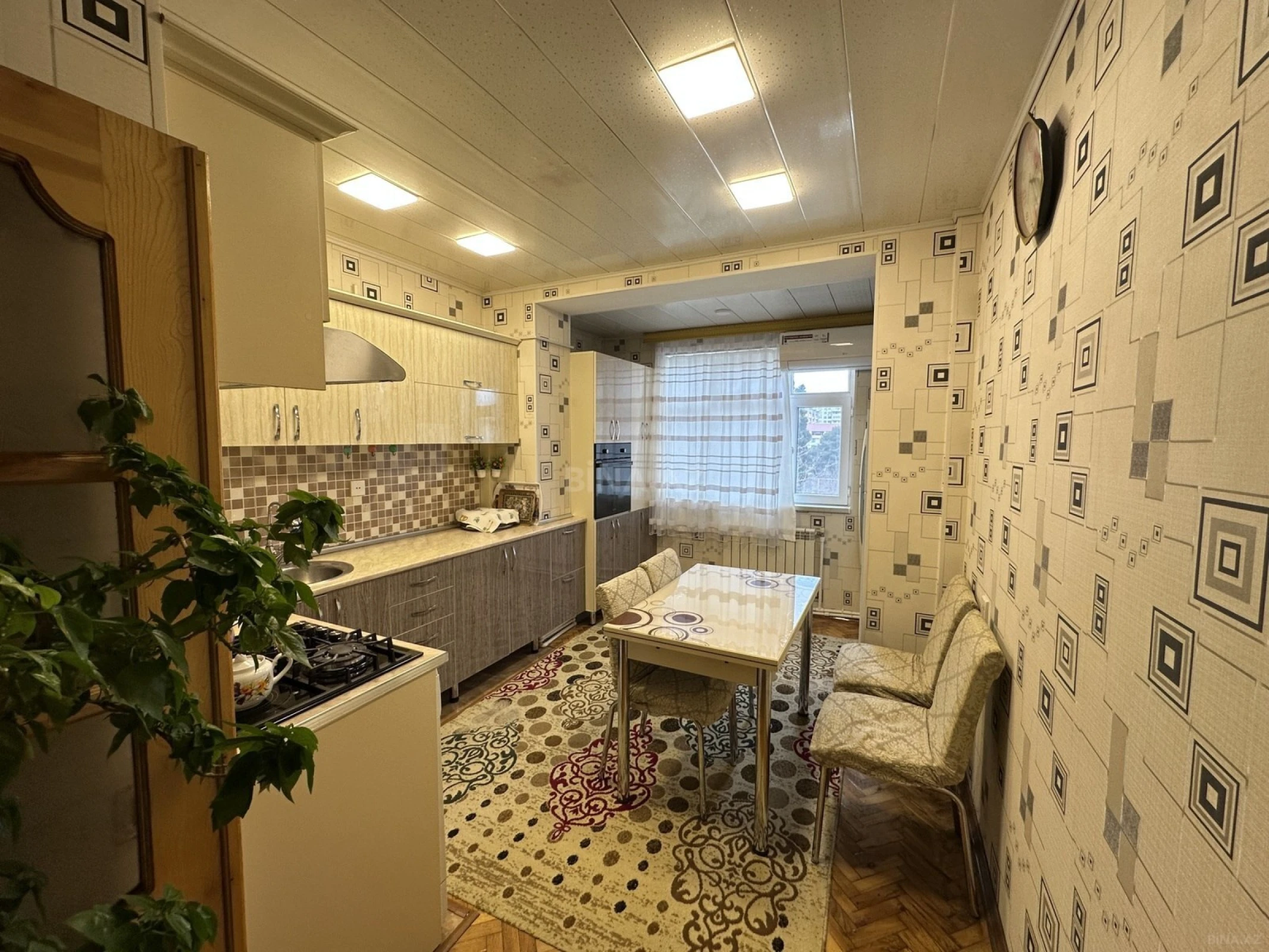 Satılır 3 otaqlı mənzil 90 m²