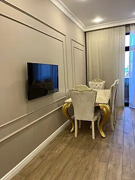 Kirayə verilir 2 otaqlı mənzil 70 m²