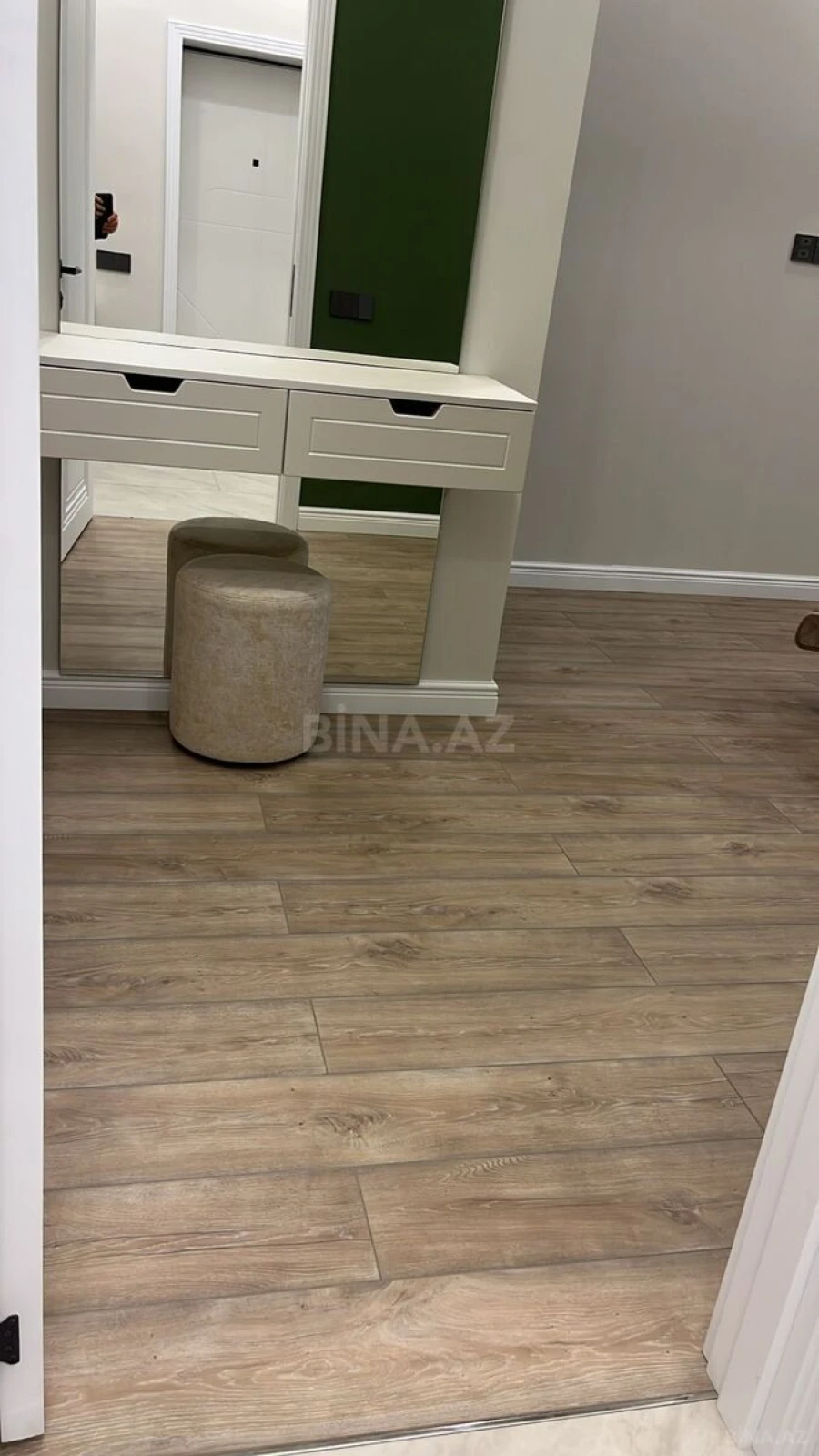 Kirayə verilir 2 otaqlı mənzil 70 m²