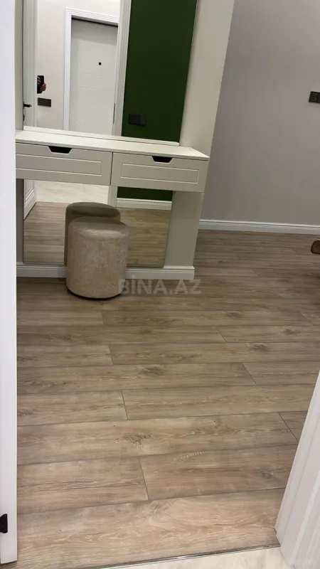 Kirayə verilir 2 otaqlı mənzil 70 m²