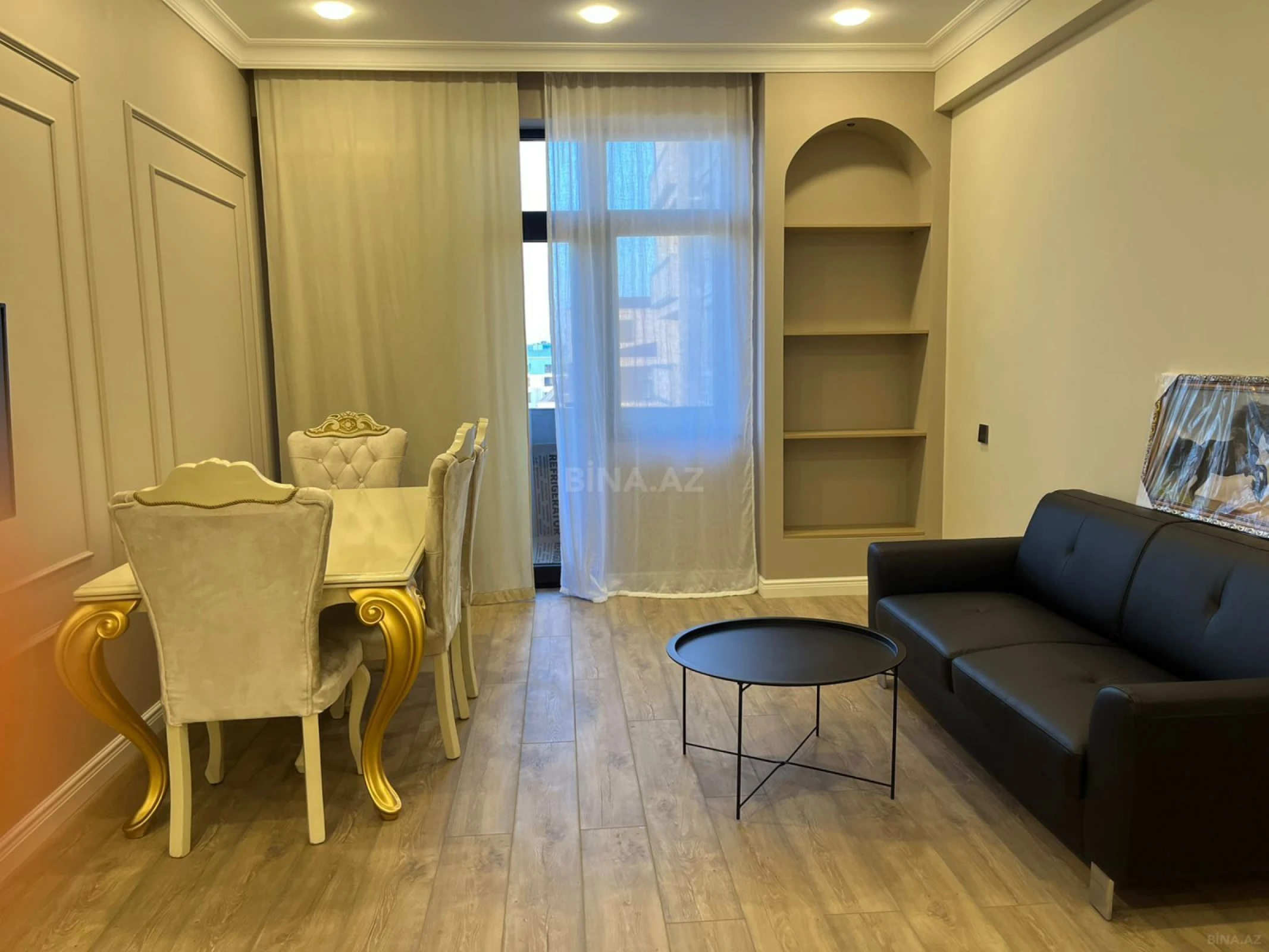 Kirayə verilir 2 otaqlı mənzil 70 m²
