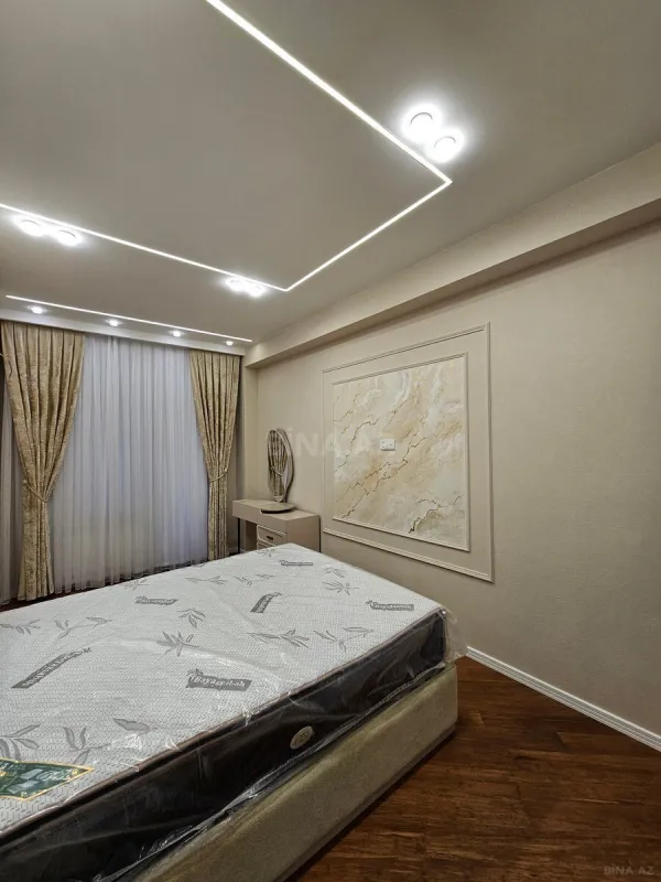 Satılır 2 otaqlı mənzil 68 m²