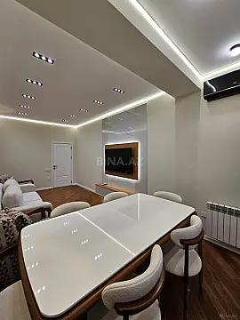 Satılır 2 otaqlı mənzil 68 m²