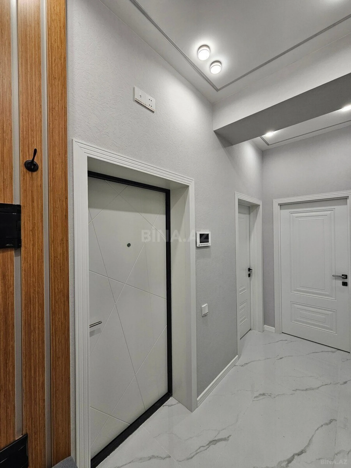 Satılır 2 otaqlı mənzil 68 m²