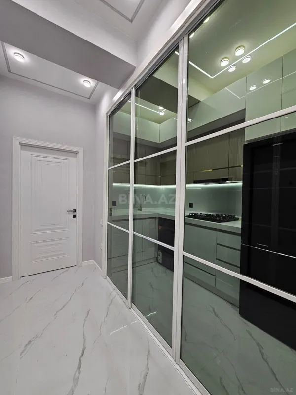 Satılır 2 otaqlı mənzil 68 m²