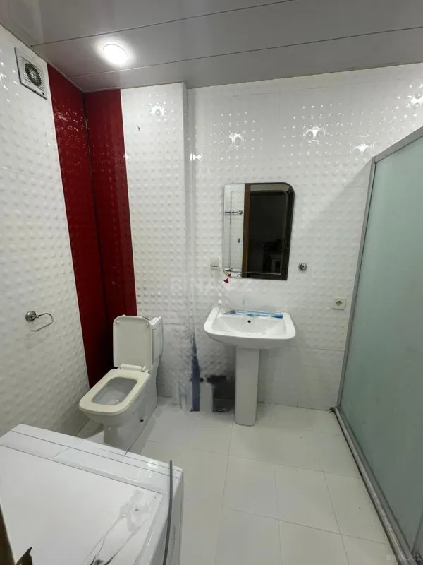 Satılır 2 otaqlı mənzil 62 m²