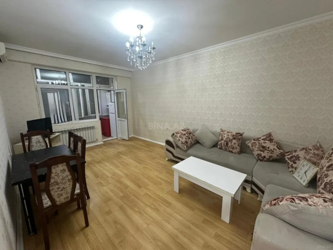 Satılır 2 otaqlı mənzil 62 m²