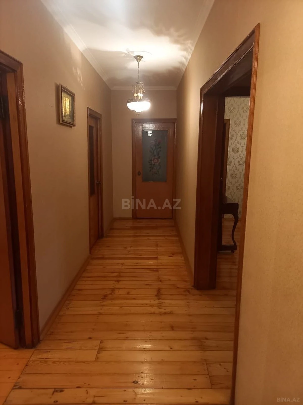 Satılır 5 otaqlı mənzil 106 m²
