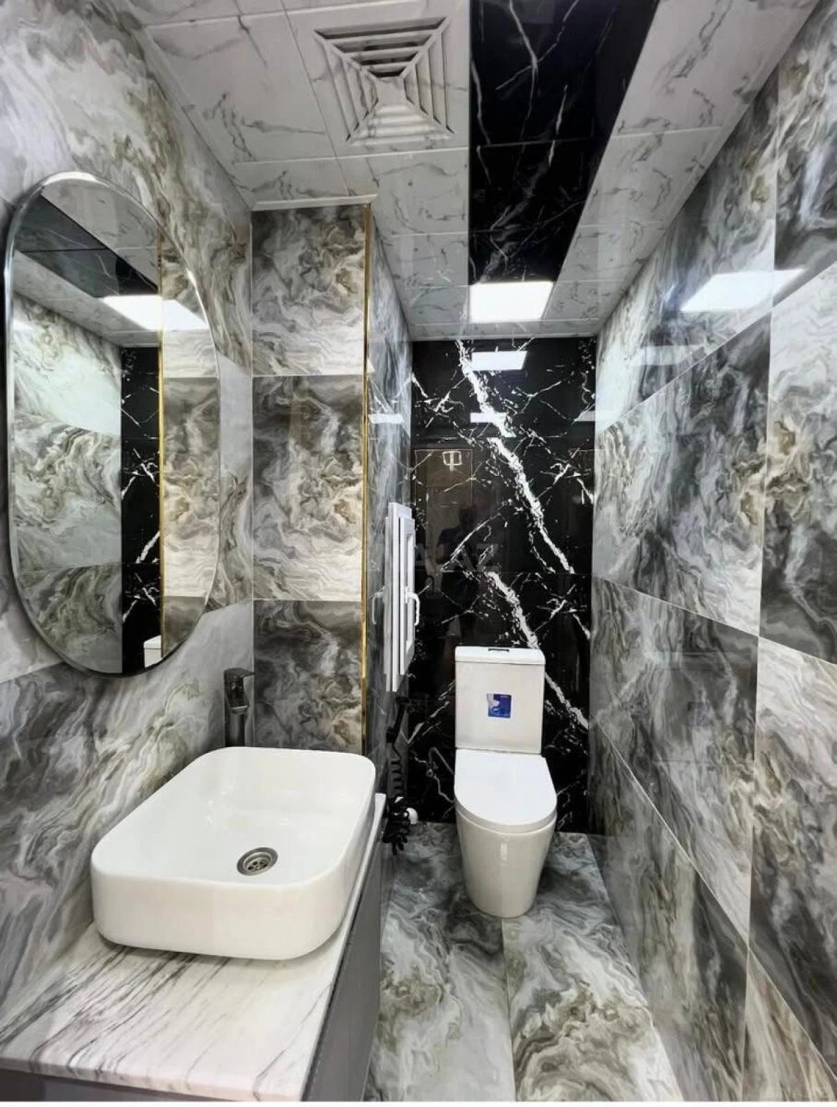 Satılır 3 otaqlı mənzil 98 m²