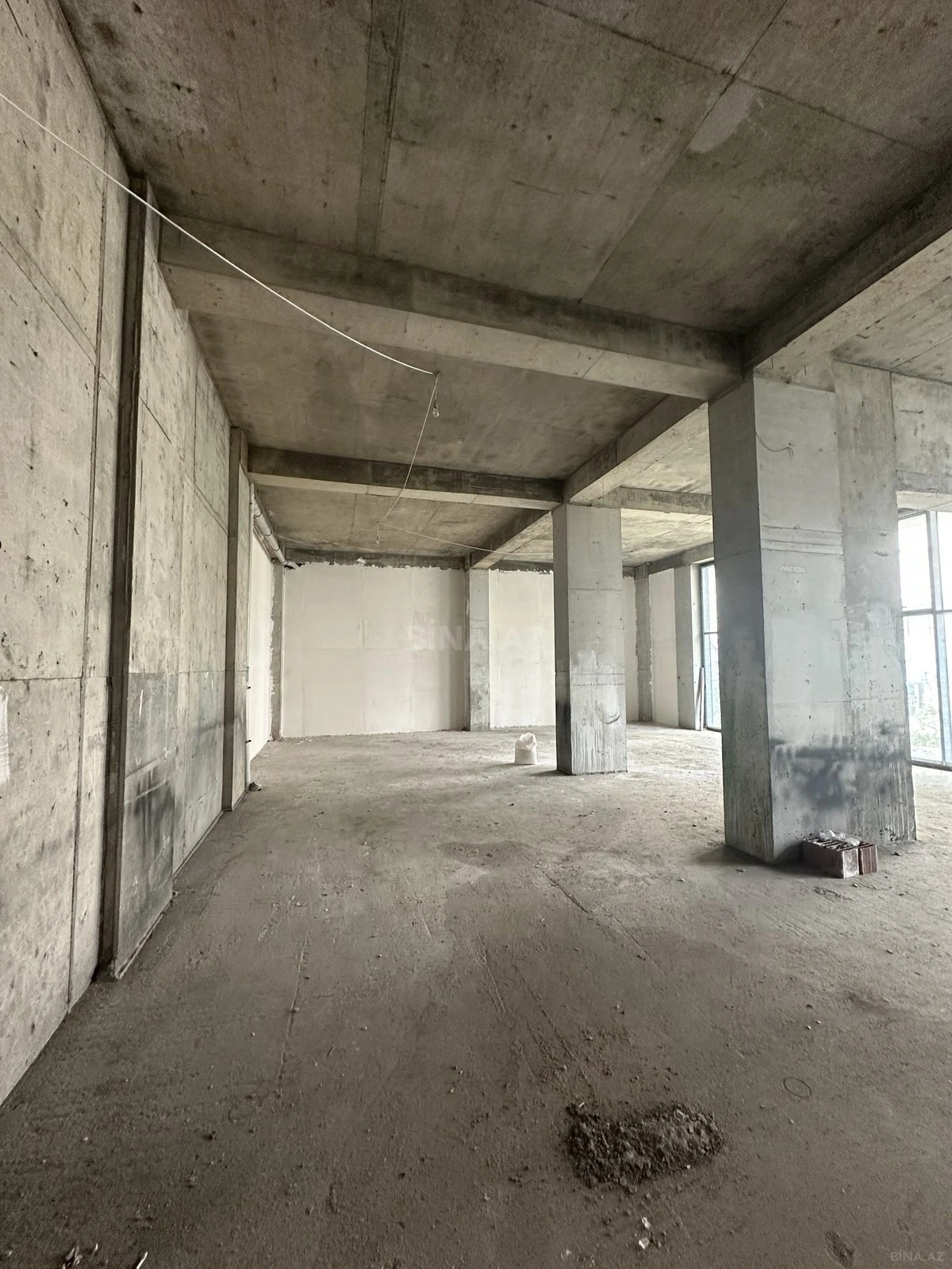 Kirayə verilir obyekt 700 m²