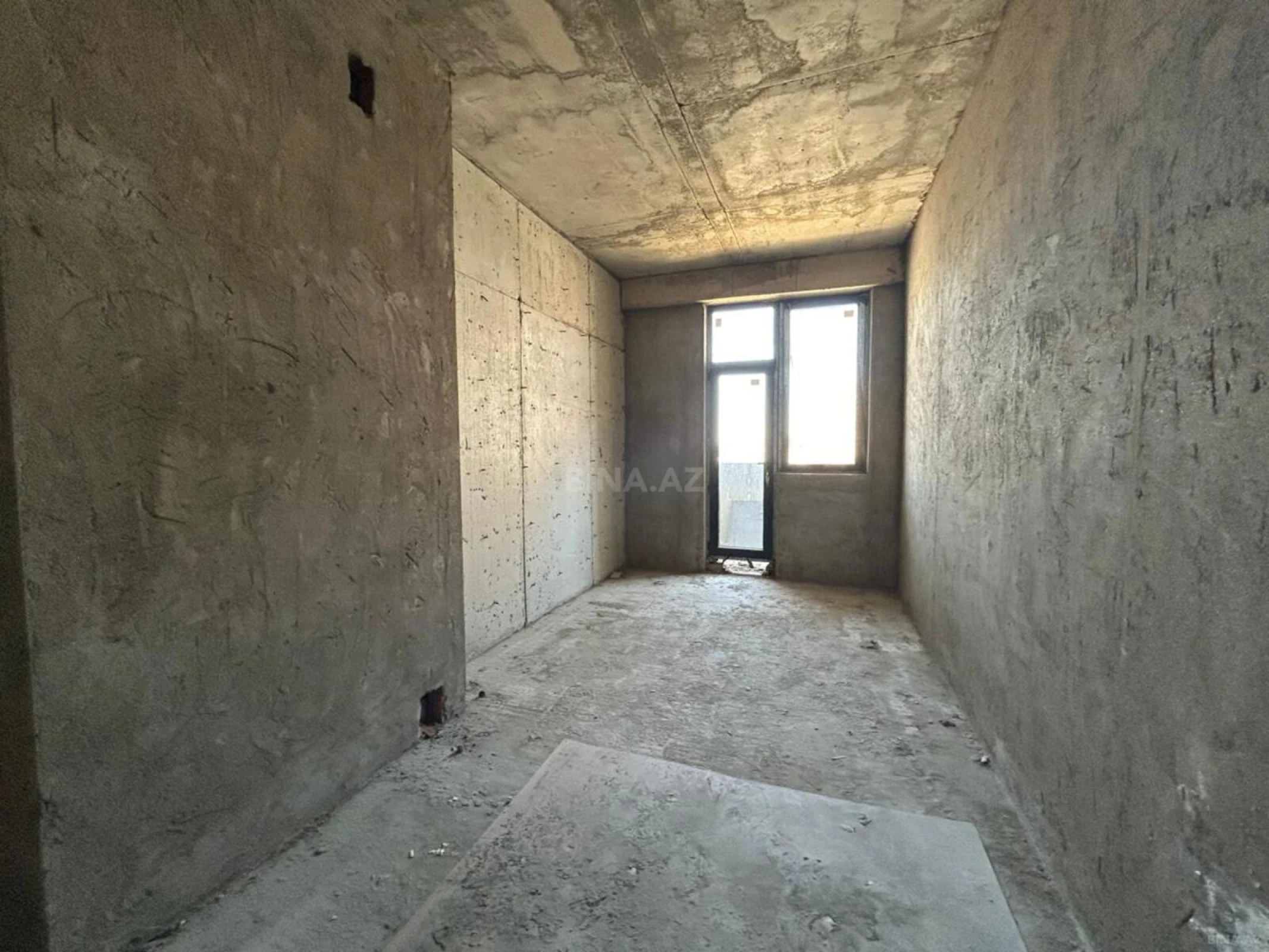 Satılır 2 otaqlı mənzil 76 m²