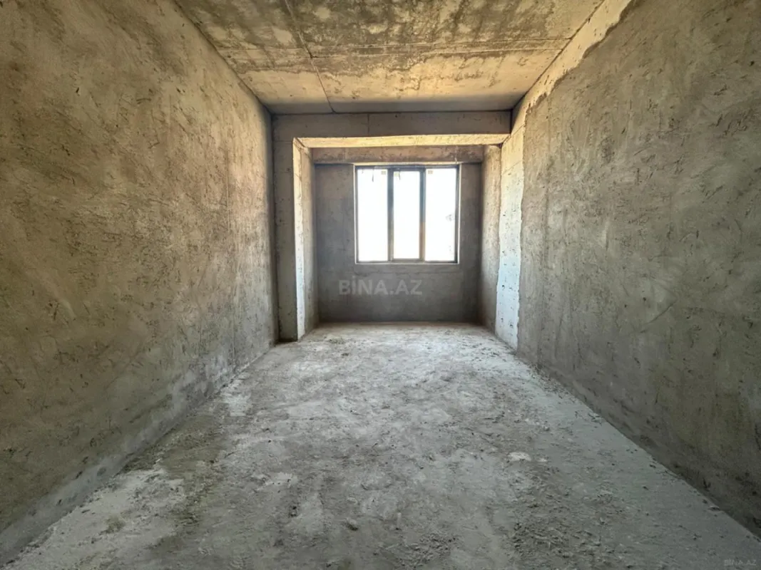 Satılır 2 otaqlı mənzil 76 m²