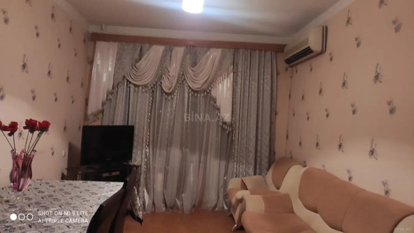 Satılır 3 otaqlı mənzil 82 m²