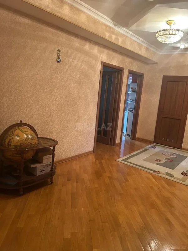 Satılır 2 otaqlı mənzil 96 m²