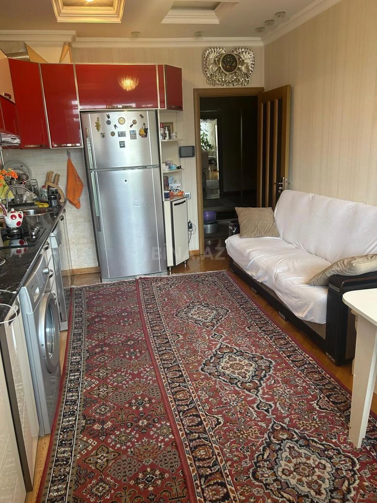 Satılır 2 otaqlı mənzil 96 m²
