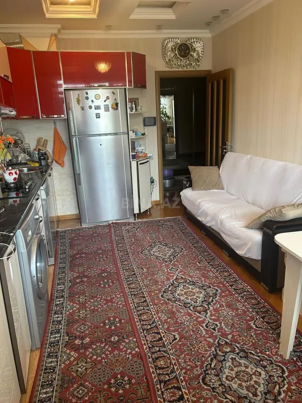Satılır 2 otaqlı mənzil 96 m²
