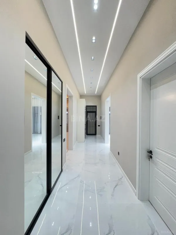 Satılır 4 otaqlı həyət evi 180 m²