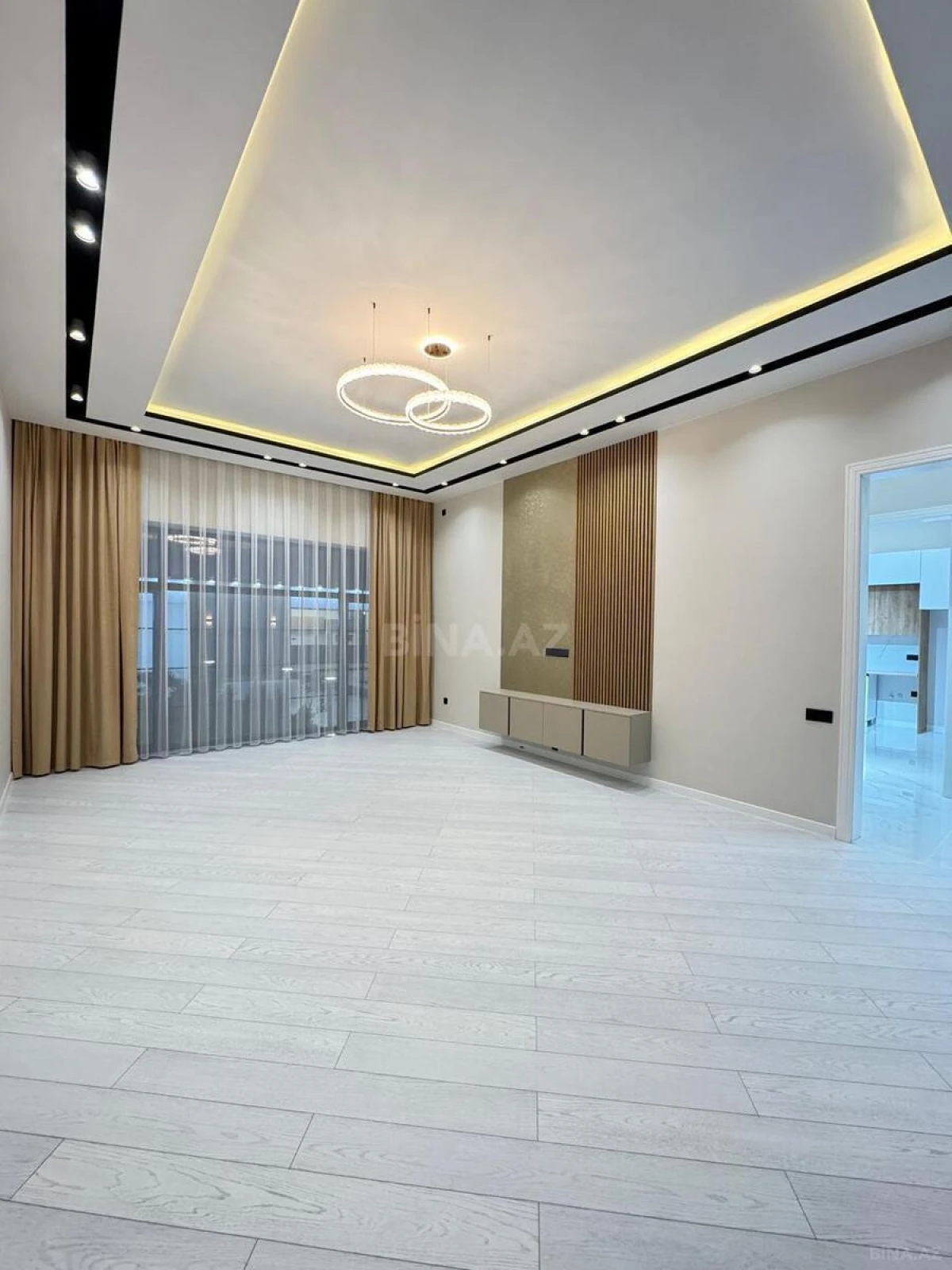 Satılır 4 otaqlı həyət evi 180 m²