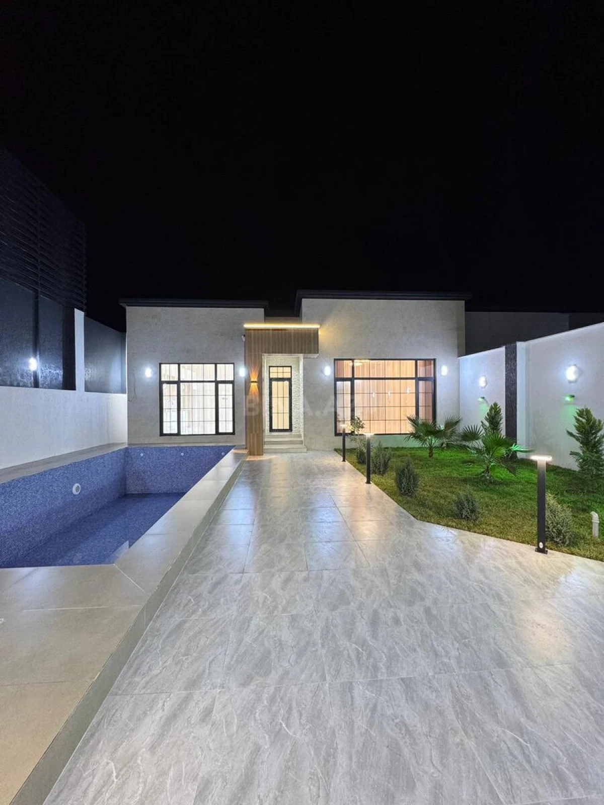 Satılır 4 otaqlı həyət evi 180 m²