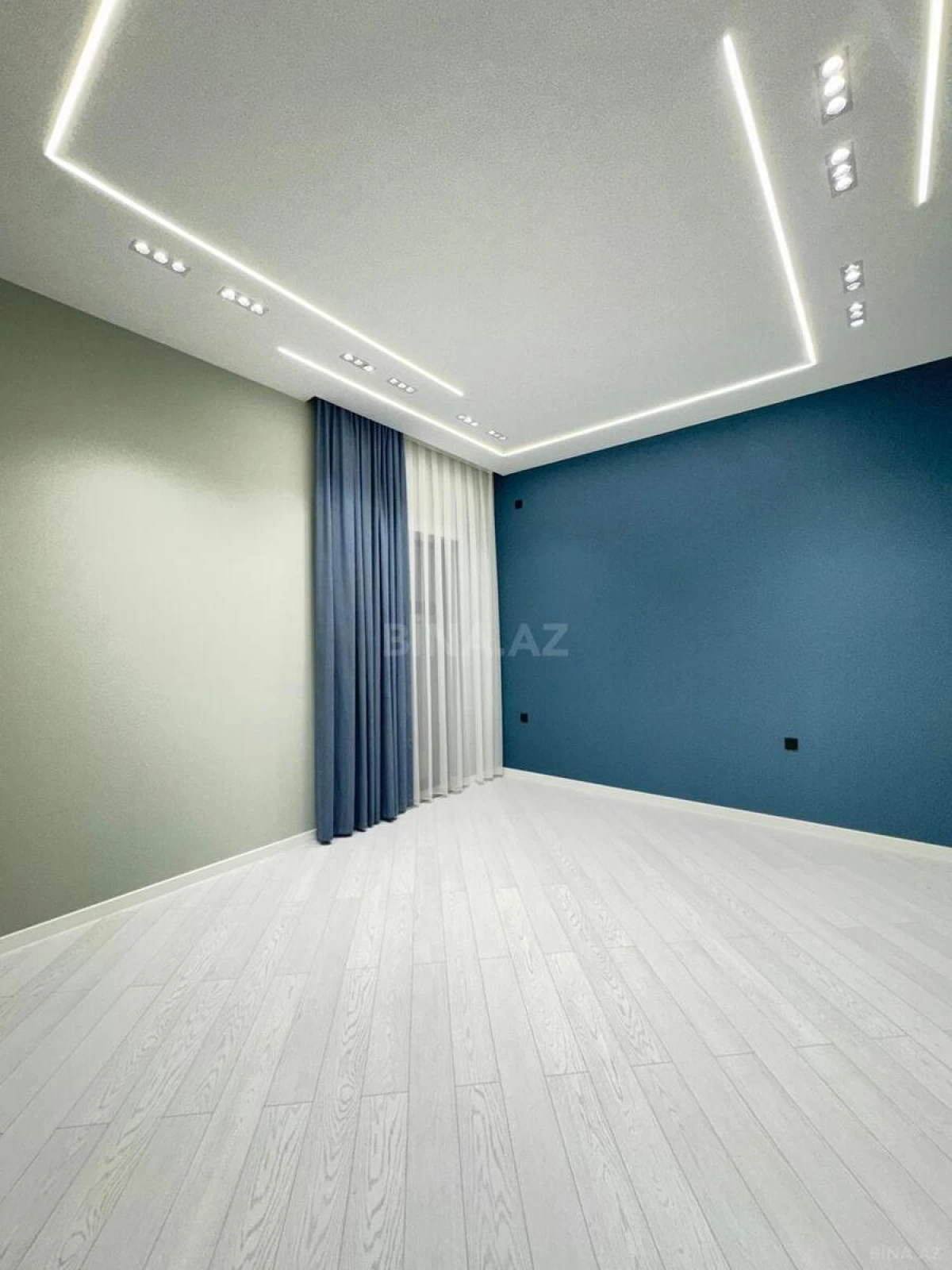 Satılır 4 otaqlı həyət evi 180 m²