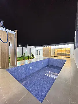 Satılır 4 otaqlı həyət evi 180 m²