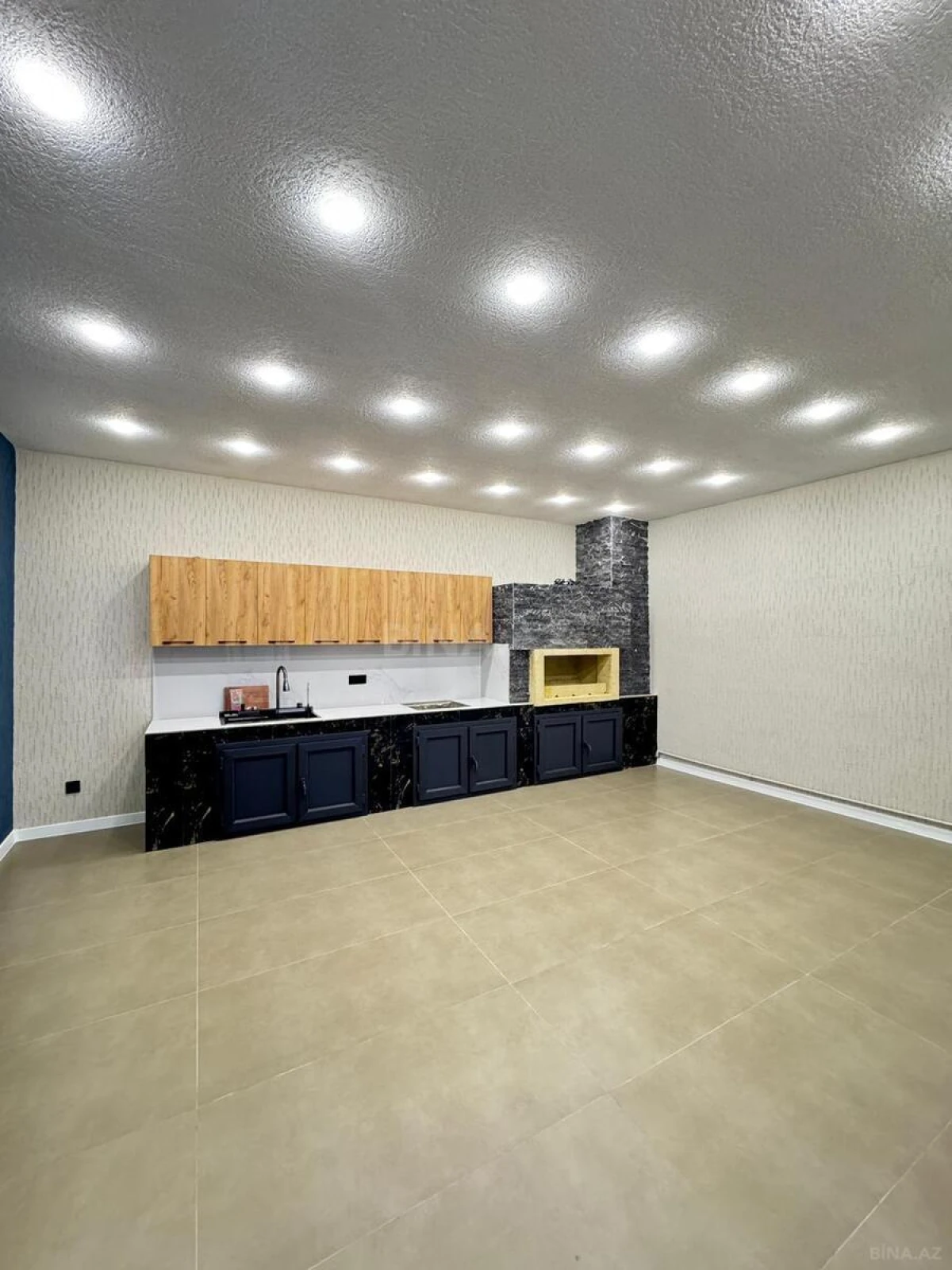 Satılır 4 otaqlı həyət evi 180 m²