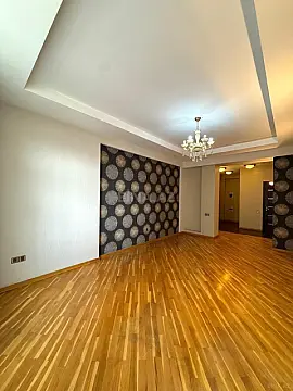 Satılır 3 otaqlı mənzil 105 m²