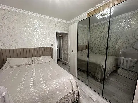 Satılır 2 otaqlı mənzil 64 m²