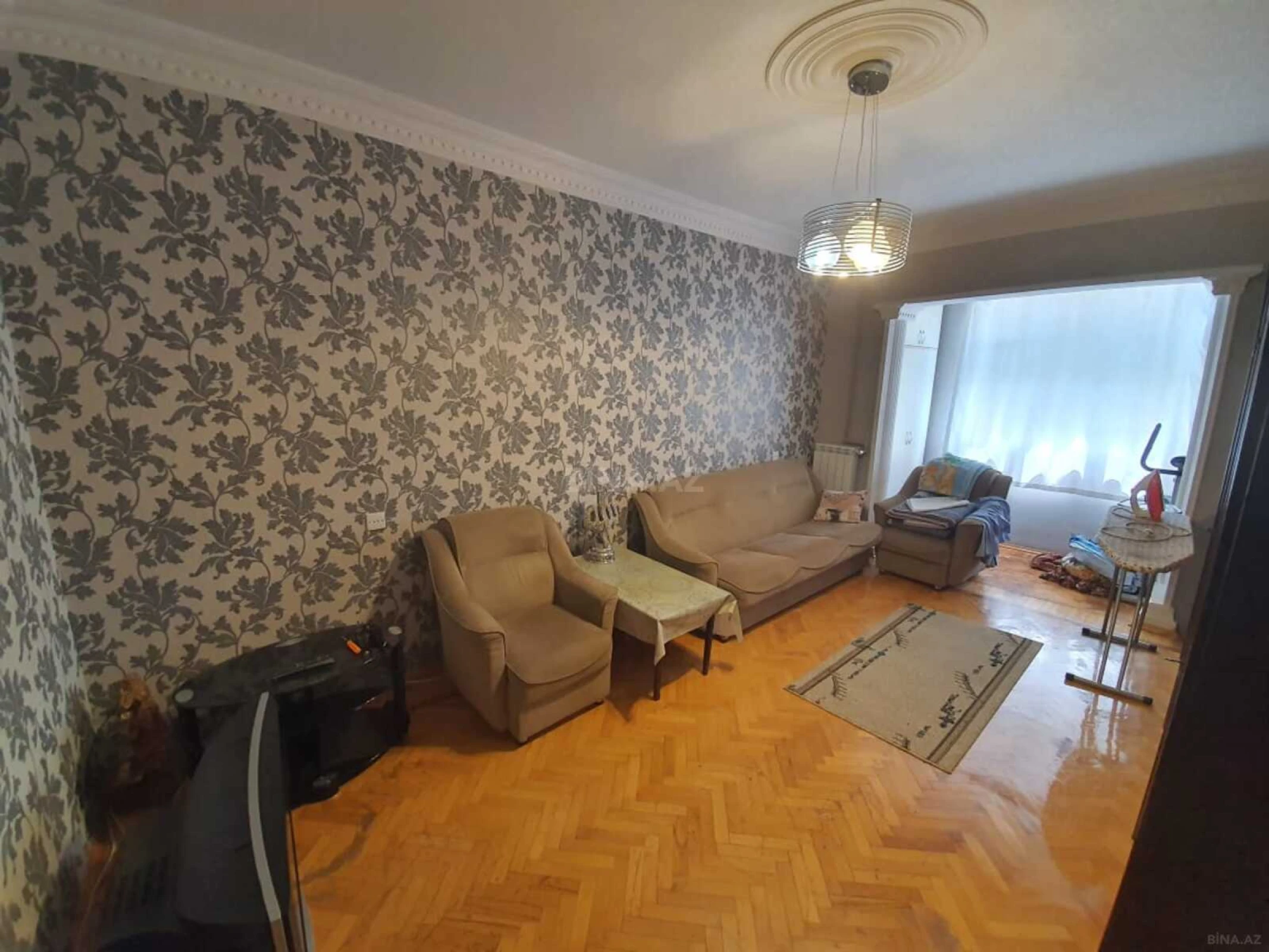Satılır 4 otaqlı mənzil 100 m²