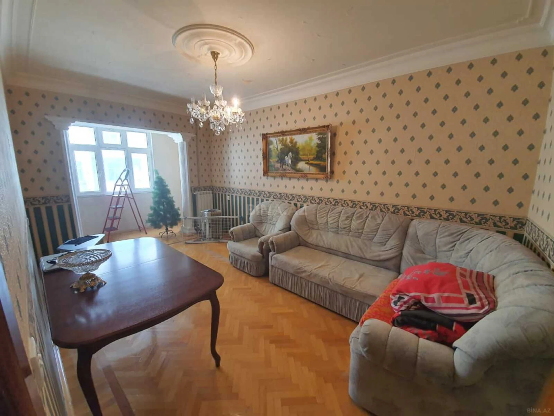 Satılır 4 otaqlı mənzil 100 m²